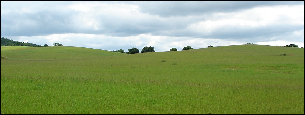 Dziesi�� starych ko�cio��w i jeden megalit